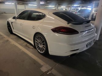 2012 porsche panamera