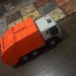 Recycling Truck Toy 
