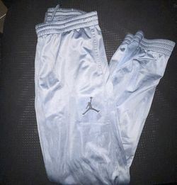 Boys Jordan Joggers Size Large 