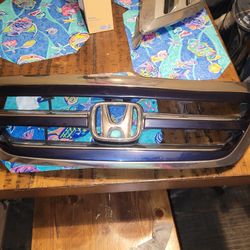 05-10 Honda Odyssey Front Oem Grill