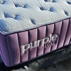 Purple, Rejuvenate Plus, Queen, Like New