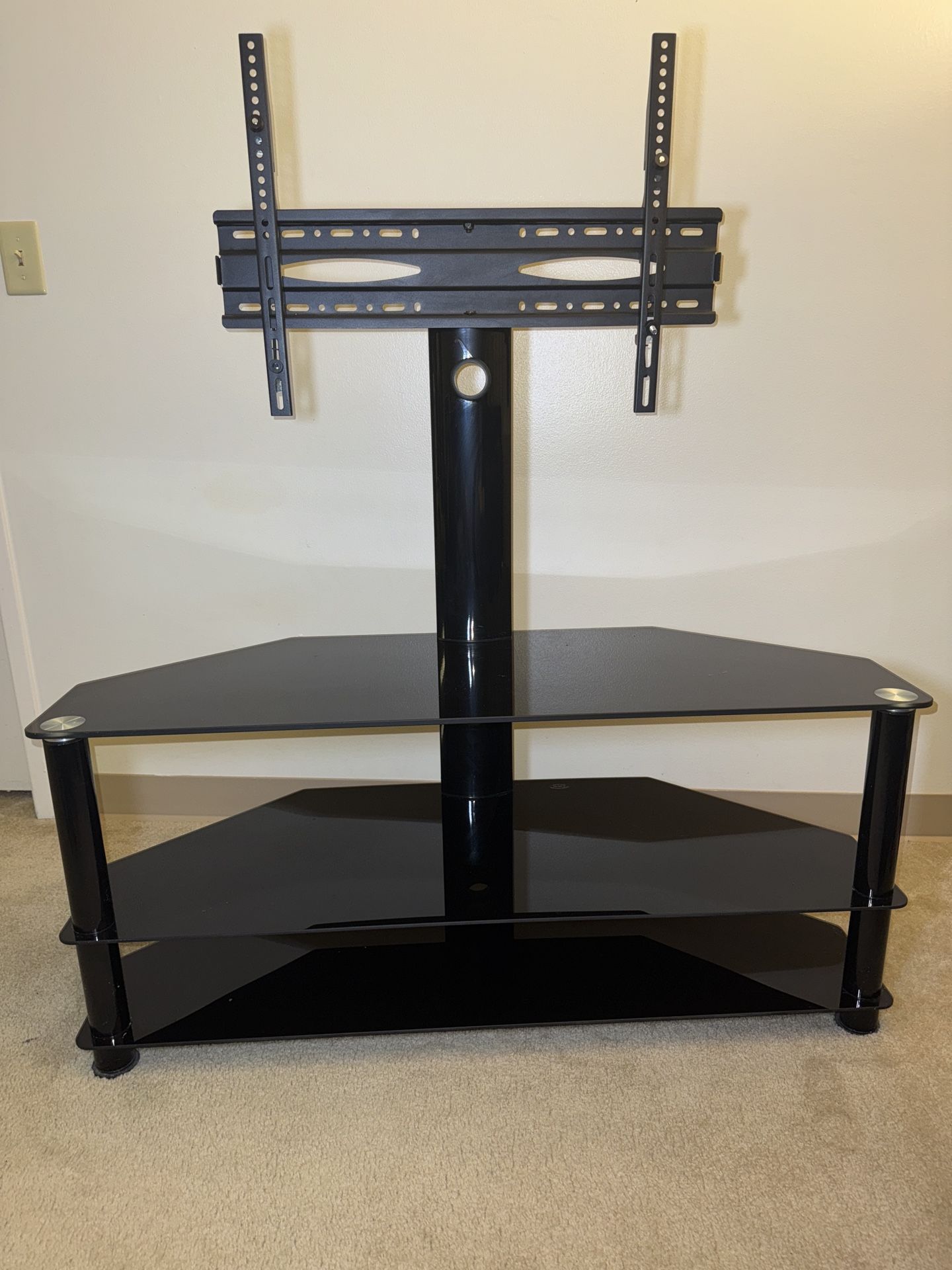 🖥️ Corner TV Stand with Mount – Black Glass Shelves – $65 (Worcester, MA)