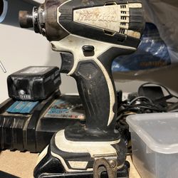Makita Impacto 
