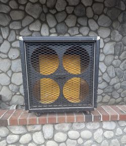 4-12 Speaker Cabinet Guitar