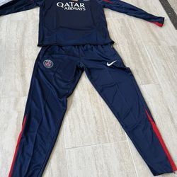 Paris Saint German Soccer Training Kit Size M