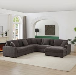 BRAND NEW SECTIONAL COUCH WITH OTTOMAN INCLUDED
