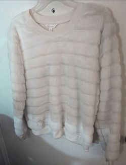 No Boundaries Cream Faux Fur Ribbed Sweater Size Large