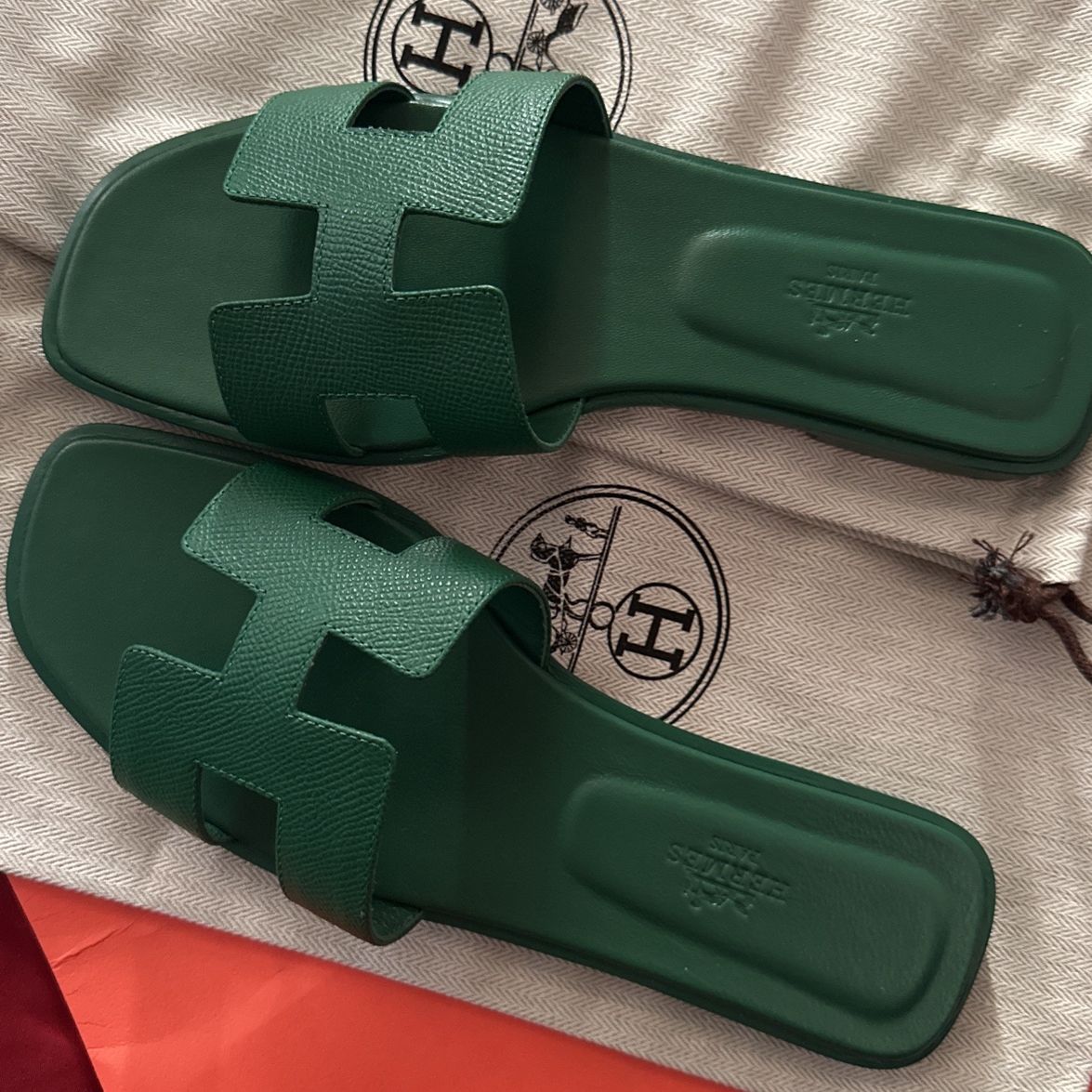 HERMES ORAN SANDAL VERT LIERRE SZ 9 