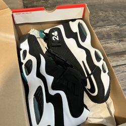 Ken Griffey Jr Nike Jersey Size XL And Shoes Size 11 