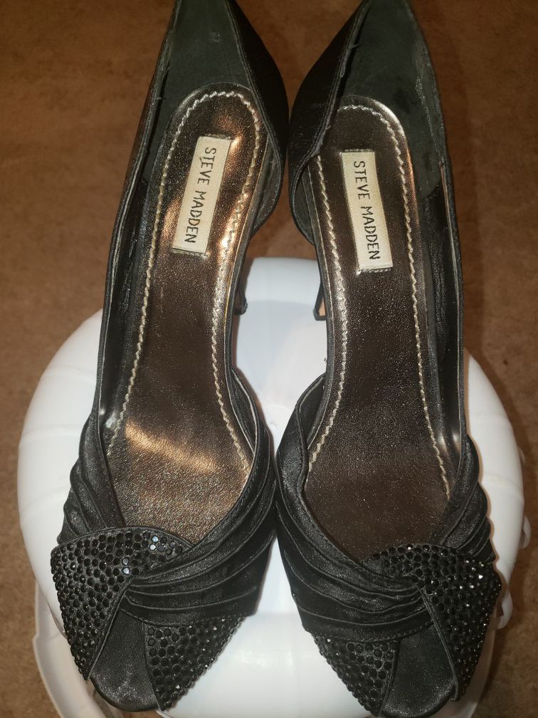 Black Steve Madden sparkly heels (size 10)