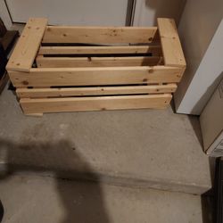 AWESOME WOODEN CRATE MAKE OFFER
