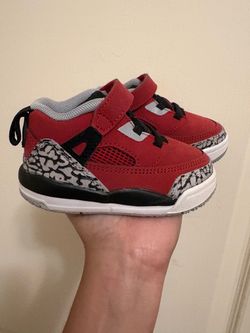 Jordan spikez red