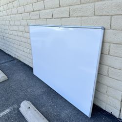 Dry Erase Board. 4’ X 6’. Free