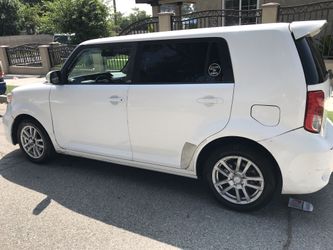 Scion 2011