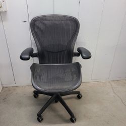 Herman Miller Aeron Size B Fully Ergonomic 