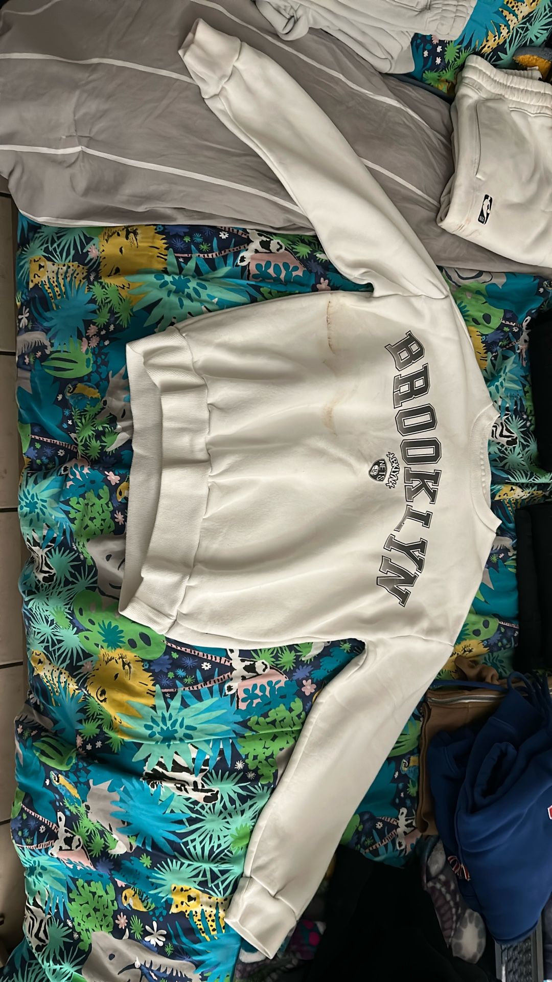 Brooklyn nets hollister set
