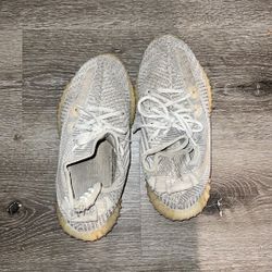 Yeezys Size 6