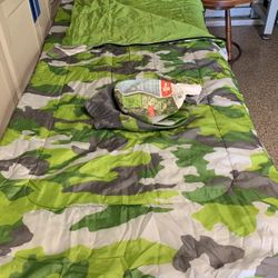 Embark camouflage 40 degree adults sleeping bag