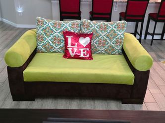 Love seat