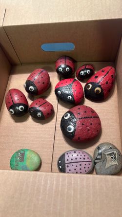 Painted ladybug rocks very cute