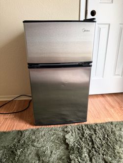 Midea Compact Mini Fridge with Top Freezer Stainless Steel Look