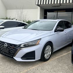 2024 Nissan Altima 2.5 SR 