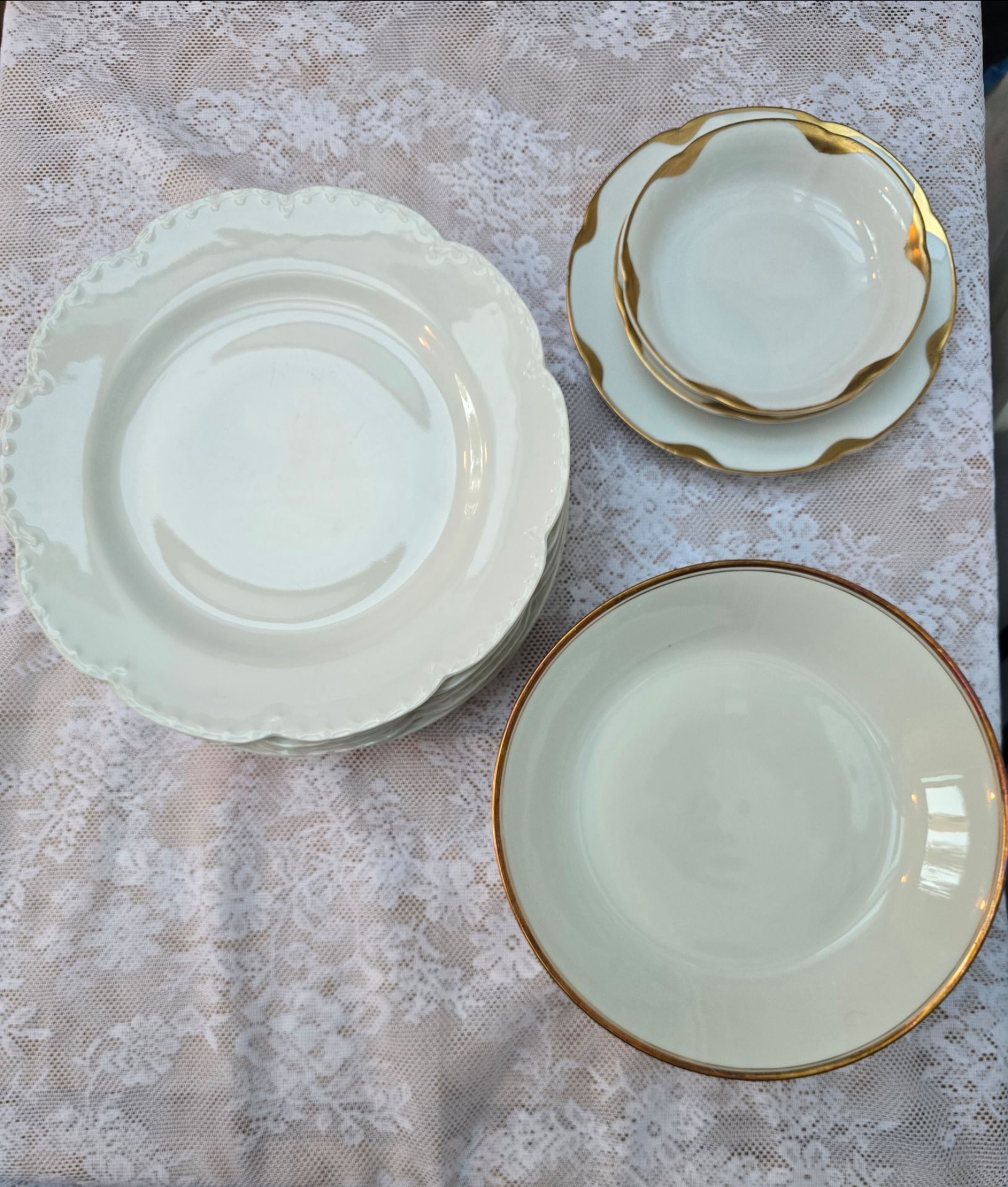 Haviland Limoges France China – 17 Pc Set – White Plates, Gold Rim Bowls + 18K Gold Accent