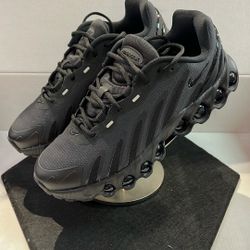 NIKE AIR MAX DN8 “TRIPLE BLACK”