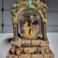 Christmas Nativity Musical Water Globe | One of a kind