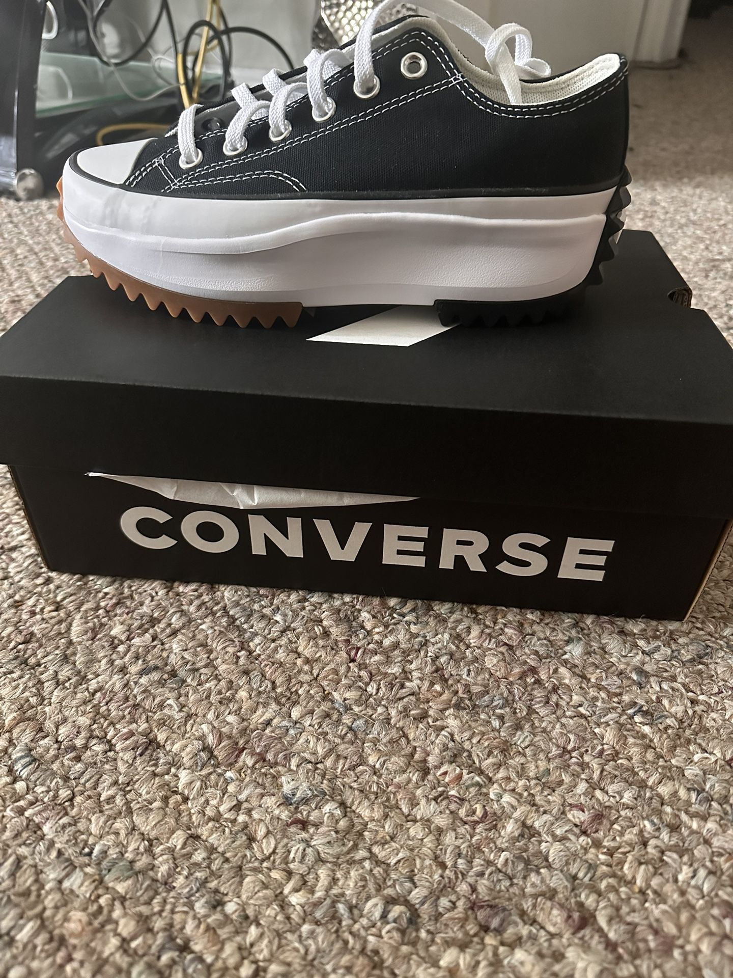 Women Converse