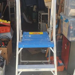 5' aluminum Werner step ladder 