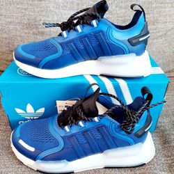 Size 5 Men's - Brand New Adidas NMD_V3 Shoes 