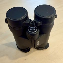 Carson 8x42 Binoculars – Like New