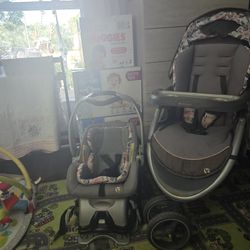 Baby Trend Stroller/ Car Seat Travel System 
