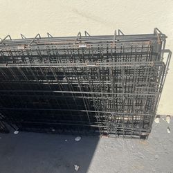 Small Metal Dog Cage 