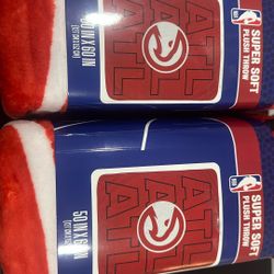 Atlanta Hawk Throw Blanket