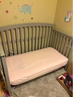 Graco convertible crib, mattress, bedsheet, pillow, ￼cover, crib wraps