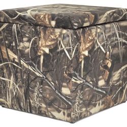 Two Brand New With Tags Realtree Storage Ottomans 