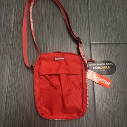 Supreme Shoulder Bag