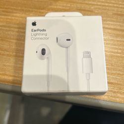 Brand New Apple Headphones 