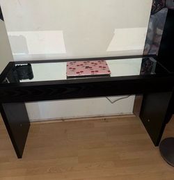 Entryway table