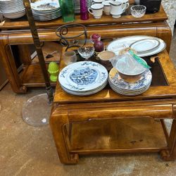 Console And Side Table 