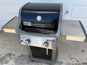 Weber Spirit E-210 propane gas grill