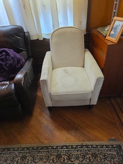 Cream Recliner Chair