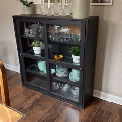 Dinning Cabinet With Glass