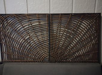 2) Wall Decor Plaque $$15