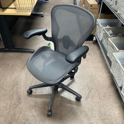 Herman Miller Aeron Remastered Size B