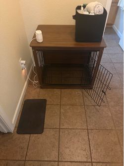 Inside drop kennel.