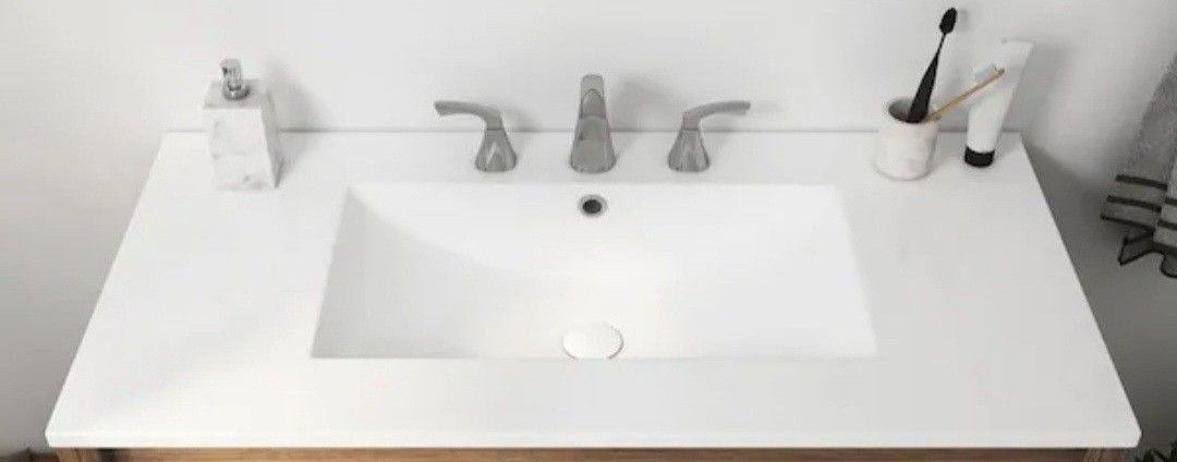 Eridanus Tucson 36 in. W x 18 in. D Vitreous China Single Sink Vanity Top in White with 3-Faucet Holes (8 in. Widespread)