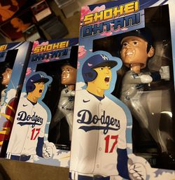 White Ohtani Bobblehead - 1st Dodger Game 